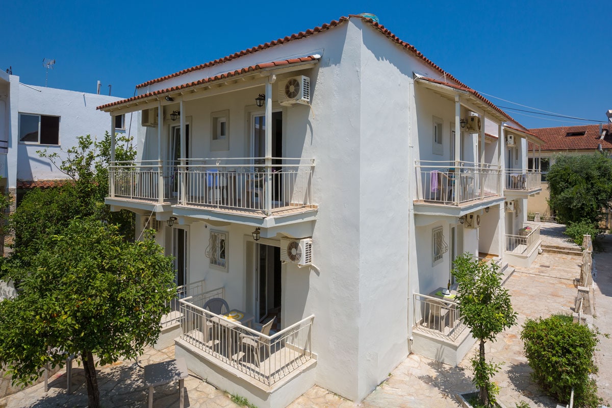 islandkavos accommodation corfu paralia studios